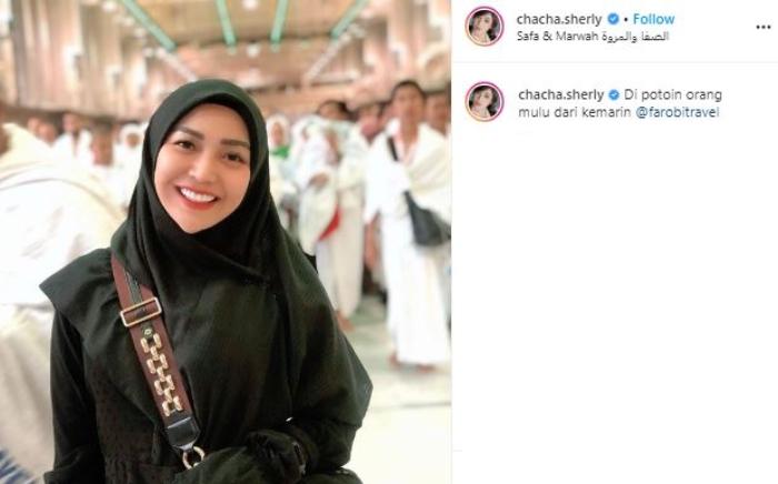 Potret pedangdut Chacha Sherly. (Instagram/@chachasherly)