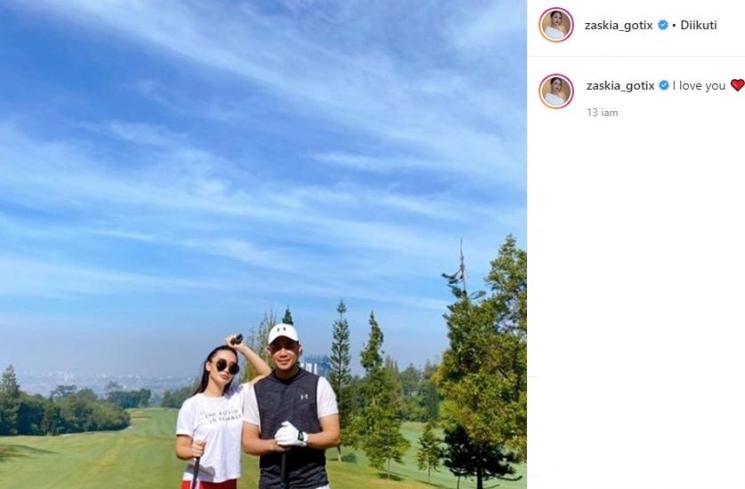 Zaskia Gotik dan Sirajuddin Mahmud Sabang (Instagram/@zaskia_gotix)