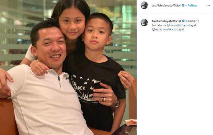 Keluarga Taufik Hidayat. (Instagram/@taufikhidayatofficial)