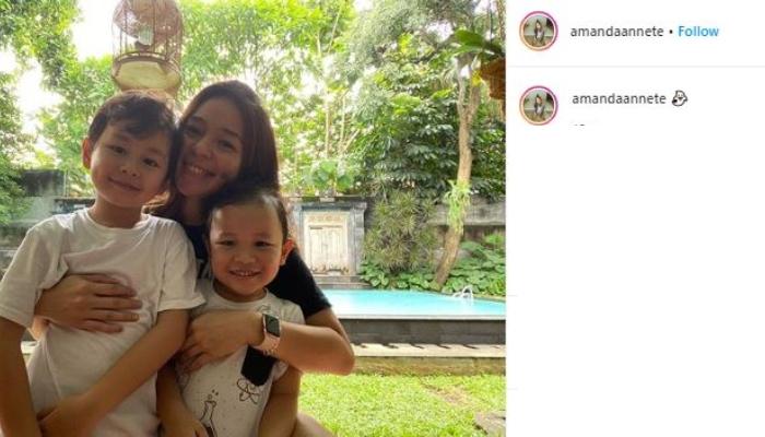 Potret gemas cucu Anjasmara dan Dian Nitami. (Instagram/@amandaanette)