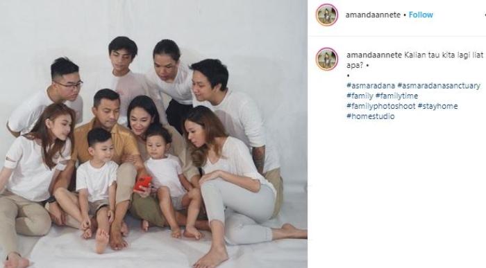 Potret gemas cucu Anjasmara dan Dian Nitami. (Instagram/@amandaanette)