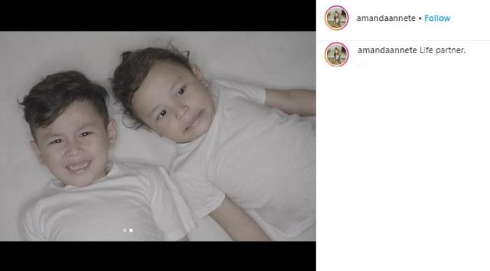 Potret gemas cucu Anjasmara dan Dian Nitami. (Instagram/@amandaanette)