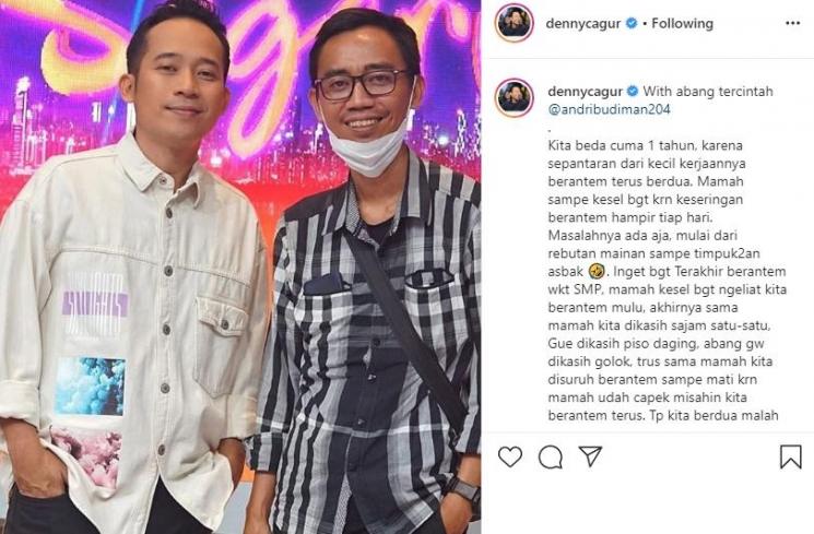 Denny Cagur dan kakaknya. (Instagram/@dennycagur)