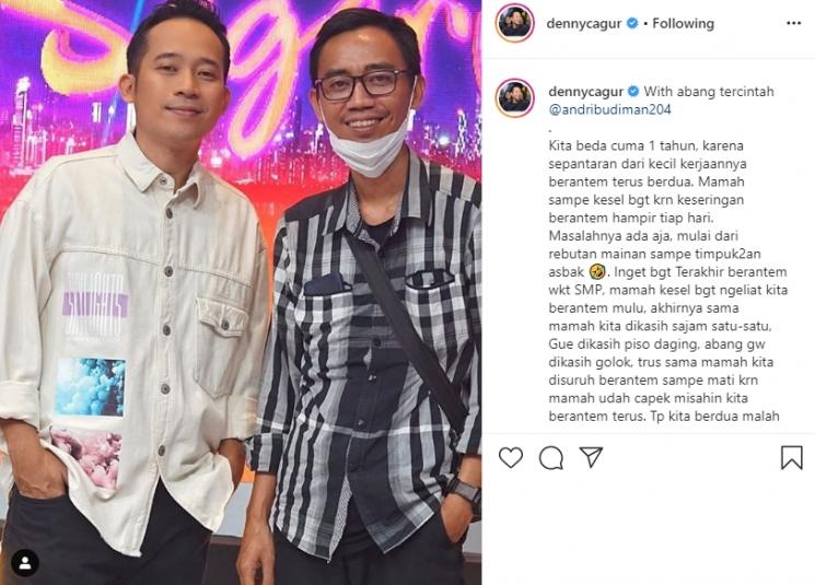 Denny Cagur dan kakaknya. (Instagram/@dennycagur)
