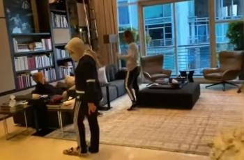 Sultan Banget 5 Potret Apartemen Mewah Maia Estianty Dan Irwan Mussry Matamata Com<script async src=