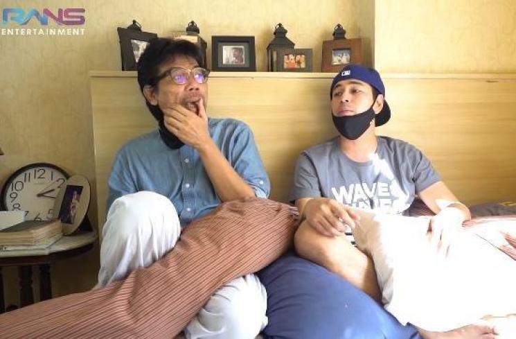 Raffi Ahmad nostalgia bareng Deddy Nur, mantan manajer saat muda. (Youtube/RANSEntertainment)