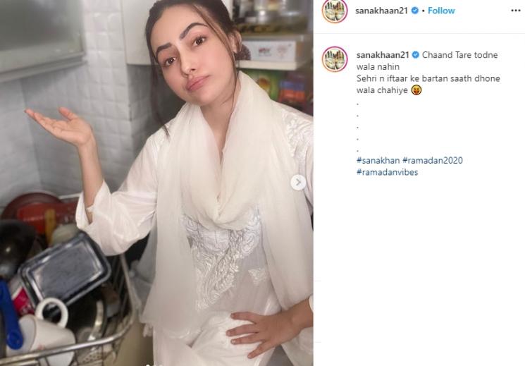 Ucapan manis seleb bollywood sambut Idul Fitri. (Instagram/@sanakhaan21)