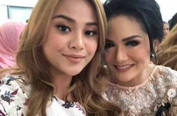 Aurel Hermansyah dan KD Kembali Panas, 5 Artis Pernah Berseteru dengan Ibu Kandung