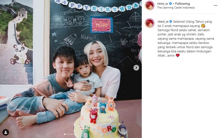 Potret baru Rinni Wulandari. (Instagram/@rinni_w)