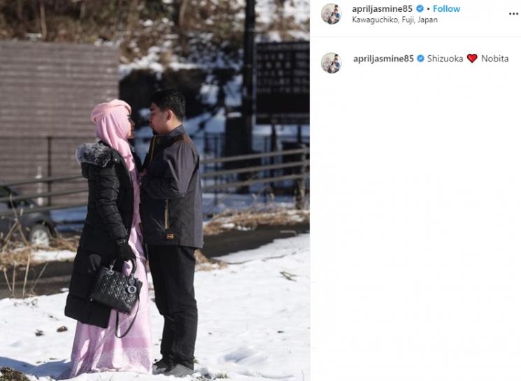 April Jasmine dan Ustaz Solmed (Instagram/@apriljasmine85)