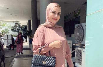 Sempat Enggan Hapus Foto Seksi, Anggita Sari Akhirnya Mantap Berhijab