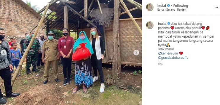 Aksi bansos Inul Daratista. (Instagram/@inul.d)