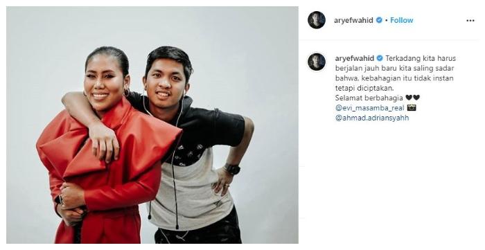 Potret mesra Evi Masamba dan suami. (Instagram/@aryefwahid)