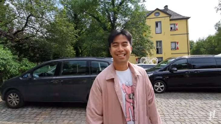 Kastil keluarga Vidi Aldiano. (YouTube/Vidi Aldiano)
