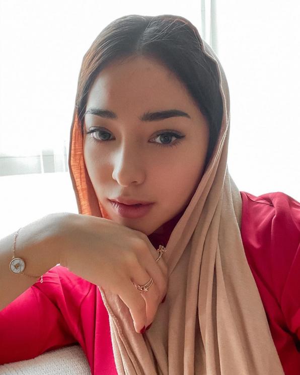 Gaya hijab Nikita Willy. (Instagram/@nikitawillyofficial94)