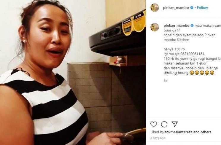 Pinkan Mambo jual makanan dan buka jasa laundry. (Instagram/@Pinkan_mambo)