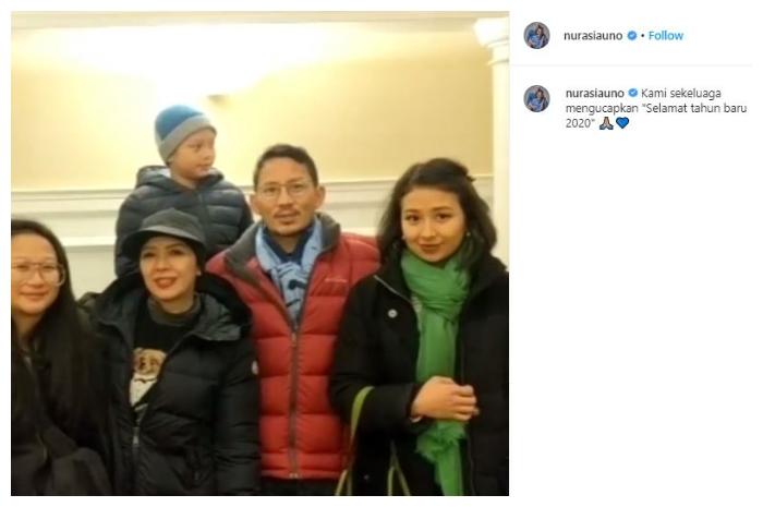 Potret Atheera Uno di tengah keluarga. (Instagram/@nurasiauno)