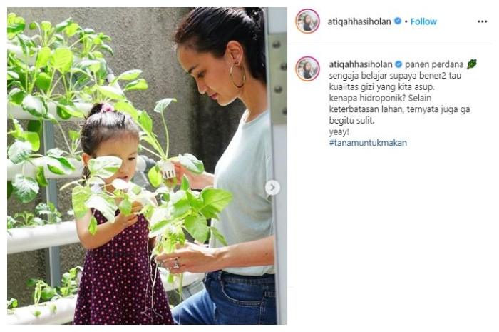 Atiqah Hasiholan. (Instagram/@atiqahhasiholan)