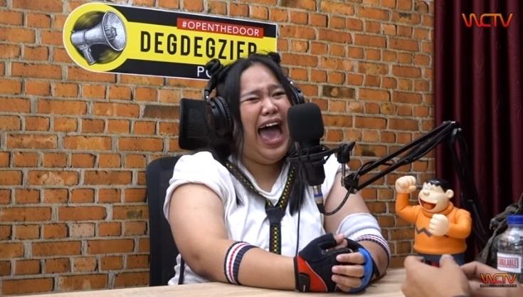 Wendy Cagur parodikan podcast Deddy Corbuzier. (YouTube/Wendy Cagur Televisi)
