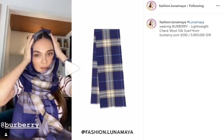 Scarf Luna Maya. (Instagram/@fashion.lunamaya)