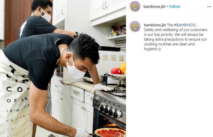 Daffa Wardhana jadi pedagang pizza rumahan. (Instagram/@bambinoos.jkt)