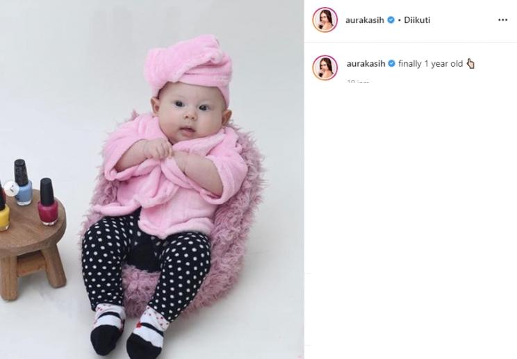 Putri Aura Kasih ultah (Instagram/@aurakasih)