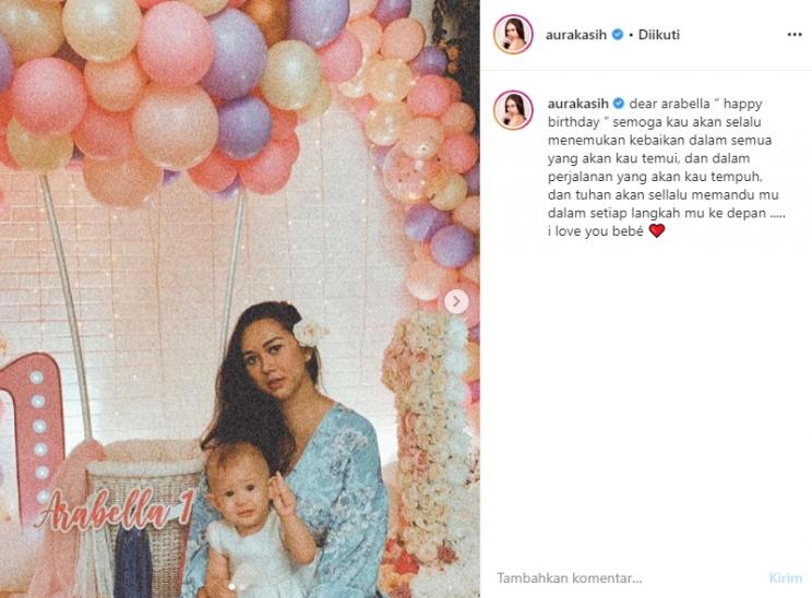 Putri Aura Kasih ultah (Instagram/@aurakasih)
