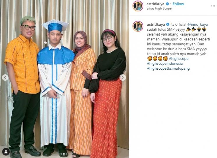 Momen wisuda online anak seleb. (Instagram/@astridkuya)