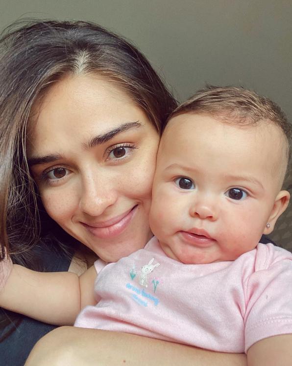 Yasmine Wildblood dan putrinya Sophia (Instagram/@yaswildblood)