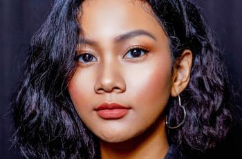 5 Potret Cantik Aura Kharishma, Miss Grand Indonesia 2020 Berkulit Eksotis