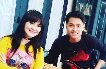 Sering Dikira Pacar Anaknya, 5 Potret Awet Muda Ita Purnamasari