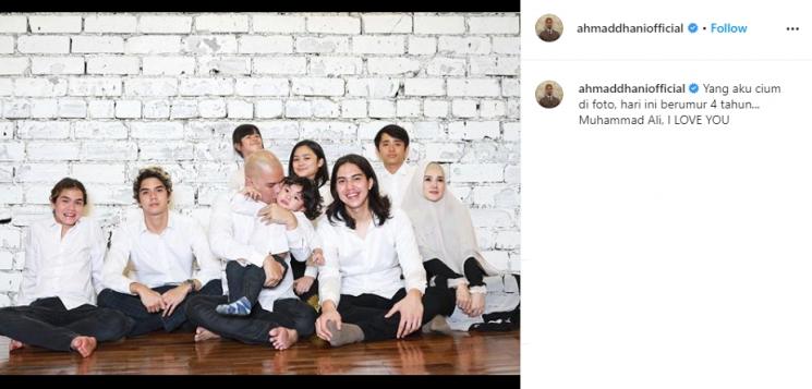 Dul Jaelani dan Tyarani Savitri Nugraha. (Instagram/@ahmadhaniofficial)