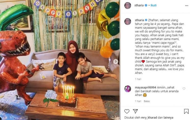 Sherrin Tharia momong anak. (Instagram/@stharia)