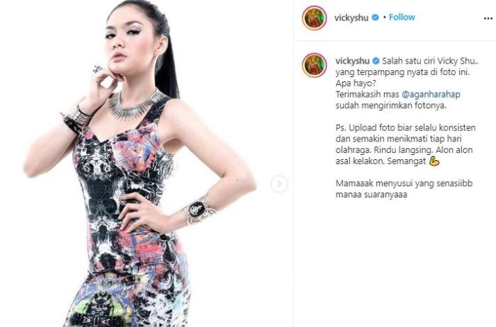 Potret cantik Vicky Shu dengan pipi chubby. (Instagram/@vickyshu)