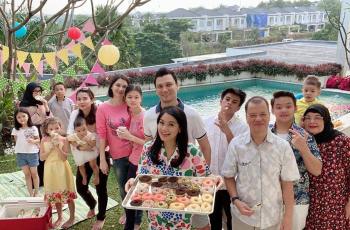 Dekor Rumah hingga Makan-Makan, 5 Perayaan Mewah Anak Artis Lulus TK