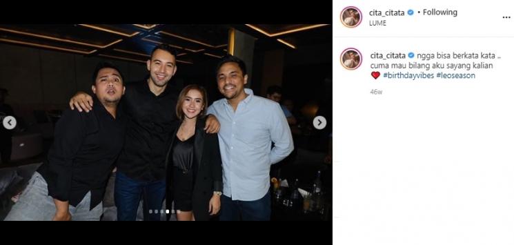 Foto Cita Citata dan Roy Geurts yang tak dihapus. (Instagram/@cita_citata)