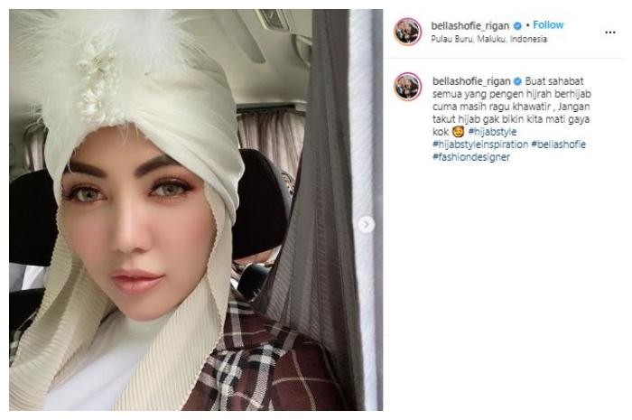 Gaya hijab unik ala Bella Shofie. (Instagram/@bellashofie_rigan)