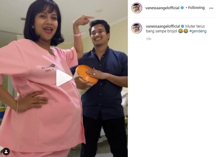 Vanessa Angel dan Bibi Ardiansyah. (Instagram/@vanessaangelofficial)