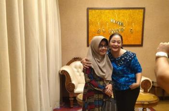 Sampai Cium Tangan, 5 Momen Pertemuan Pertama Dua Istri Didi Kempot