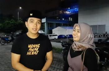 Sering Ngaji Bareng, 5 Potret Aldi Taher Bareng Tunangan