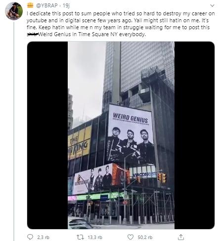 Weird Genius di Times Square New York. (Instagram/@YBRAP)