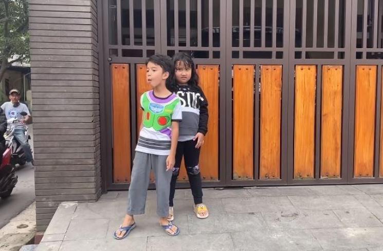 Momen Citra Kirana mudik. (Youtube/CikyCitraRezky)
