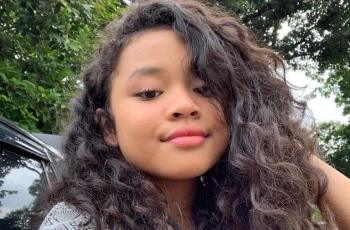 Jadi Remaja Kece, 5 Potret Terbaru Romaria Magdalena Adik Bastian Steel