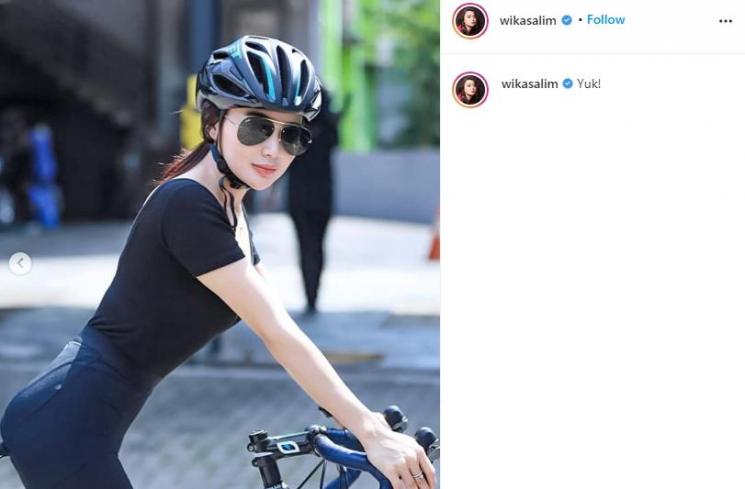 Wika Salim gowes. (Instagram/@wikasalim)
