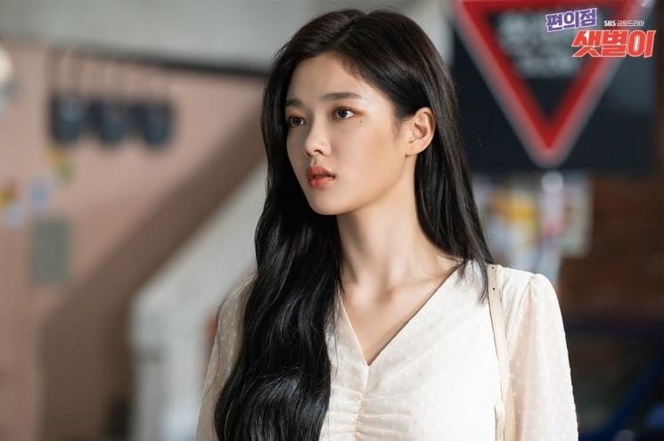 Backstreet Rookie (Instagram/@sbsdrama.official)