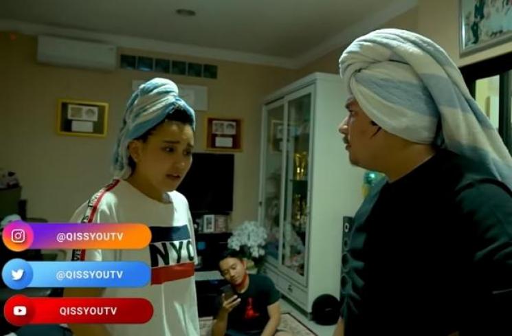 Ayu Ting Ting dan Selebgram Keanu. (YouTube/Qiss You TV)