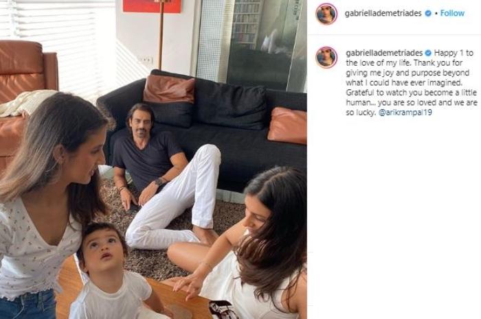 Arik Rampal, anak ketiga Arjun Rampal dipamerkan. (Instagram/@gabriellademetriades)