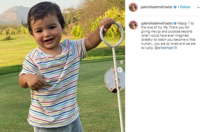 Arik Rampal, anak ketiga Arjun Rampal dipamerkan. (Instagram/@gabriellademetriades)
