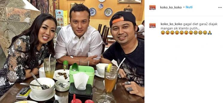 Soimah dan suaminya, Herwan Prandoko serta Nicholas Saputra [Instagram/@koko_ko_koko]