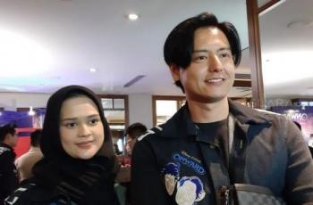 Pakai Sayap Bidadari Besar, 3 Potret Cut Meyriska Bareng Anak Pertama